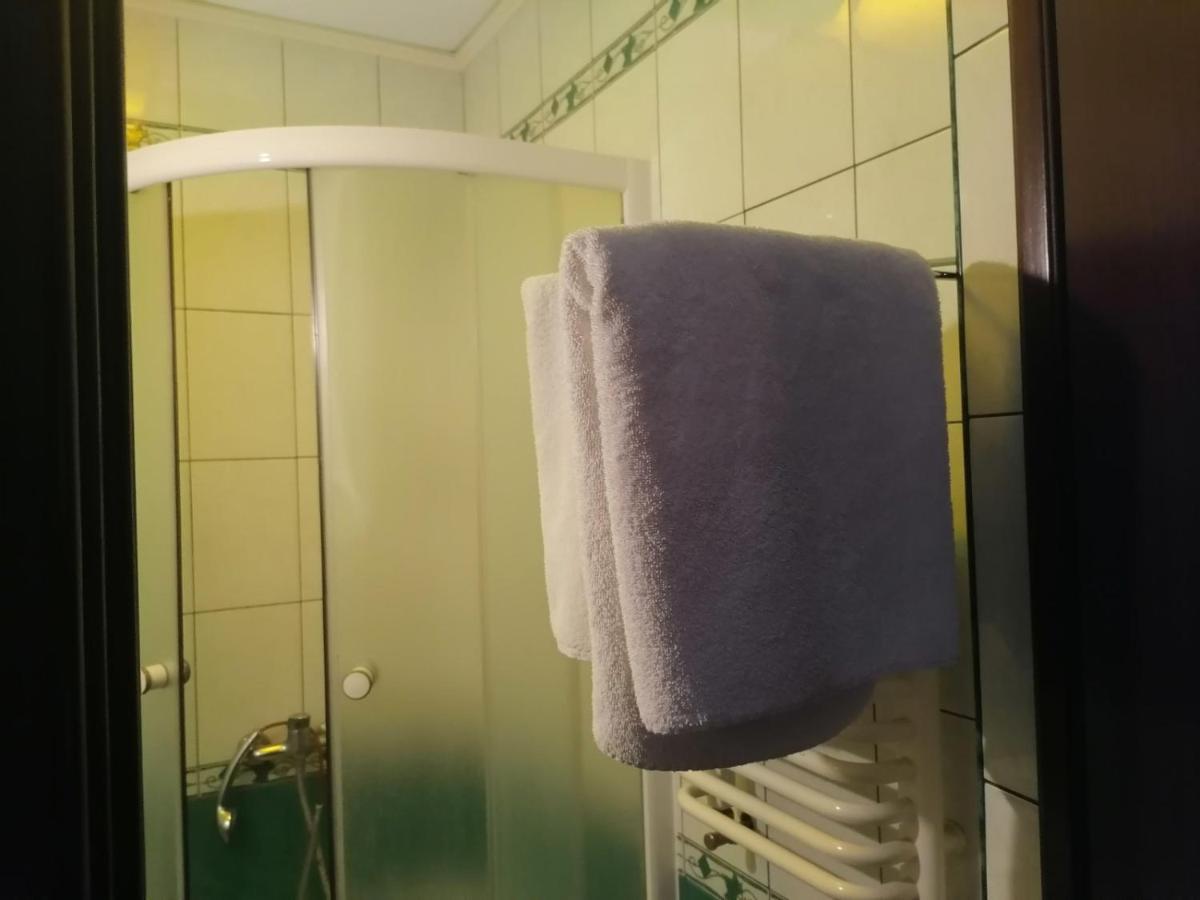 Argo Premium Hotel Lviv Bagian luar foto